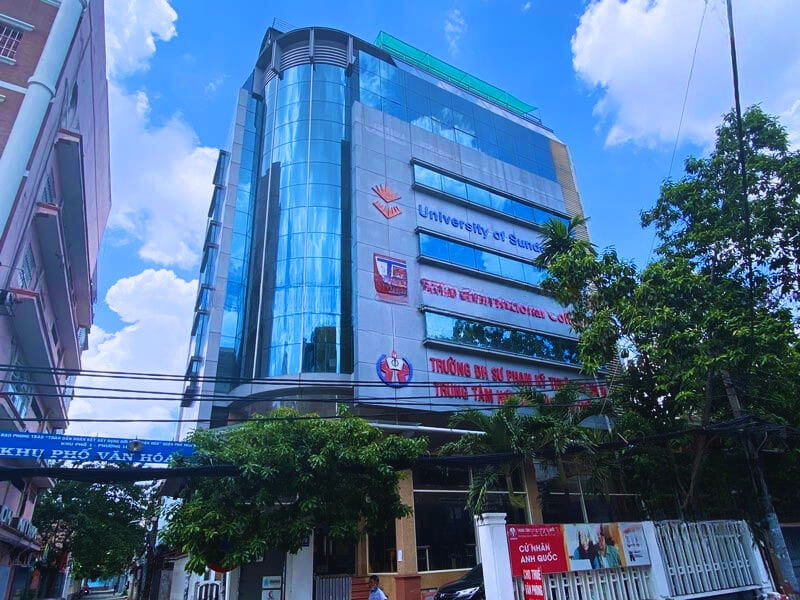 Tòa Nhà Gems Office Building-1