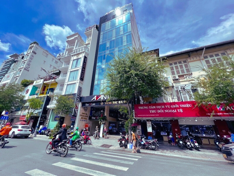 Tòa Nhà Bến Thành TSC Building-1